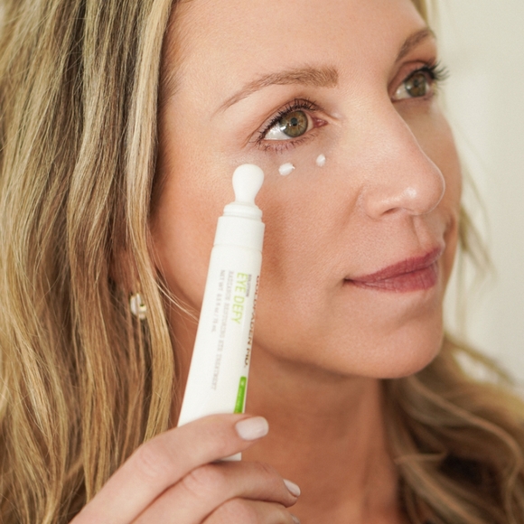 🔴 GOLDFADEN MD Eye Defy Radiance Restoring Eye Treatment - Picture 3 of 3